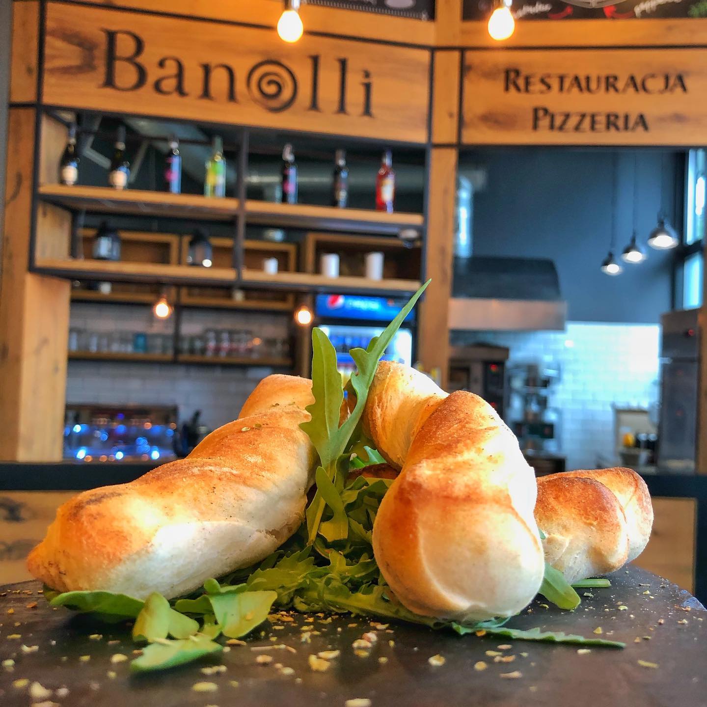 Restauracja Centrum B 8 - BANOLLI - Paluchy z ciasta z serem