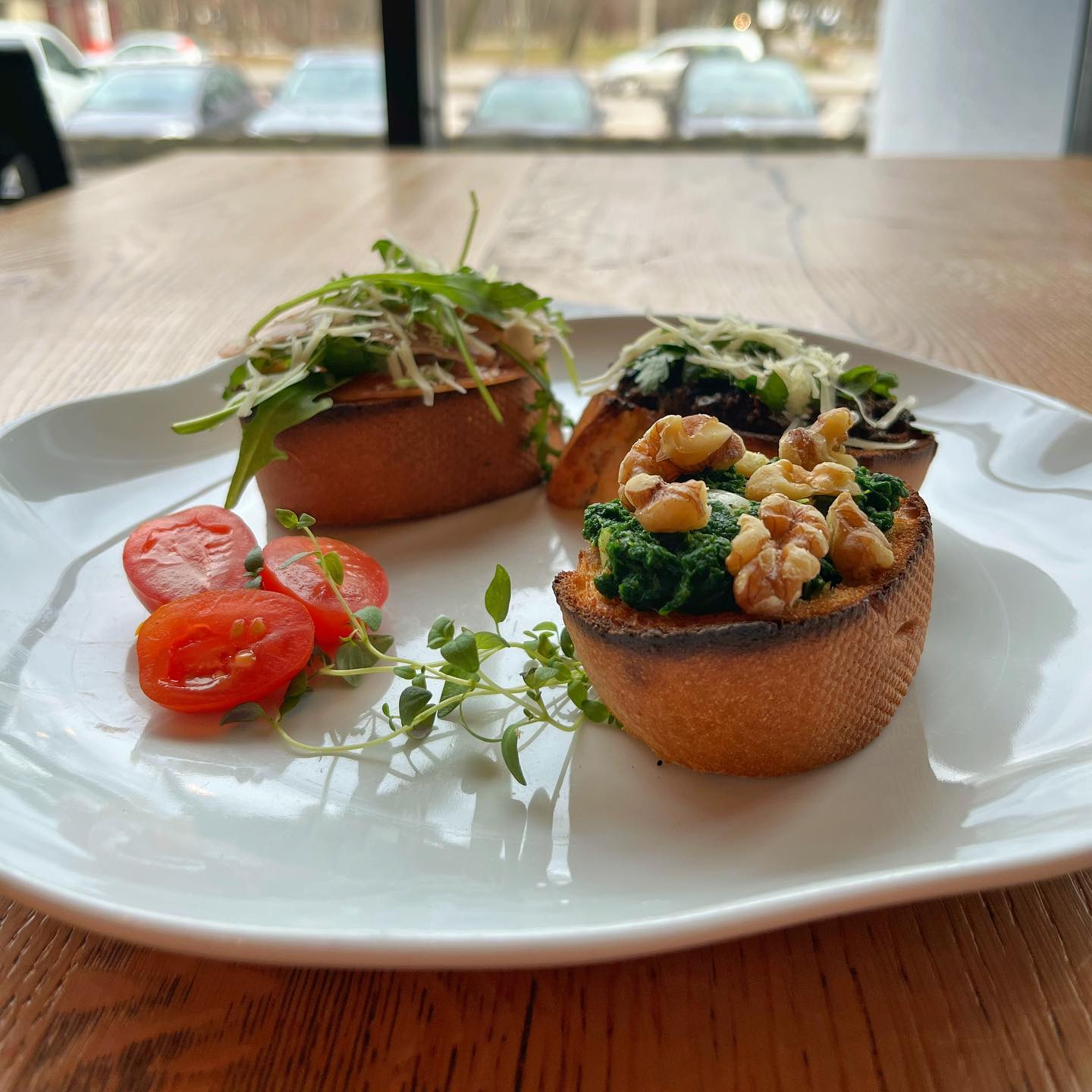 Restauracja Centrum B 8 Bruschetta - trzy kolory trzy smaki